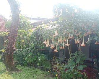 Griya Palayu - Bogor - Outdoors view