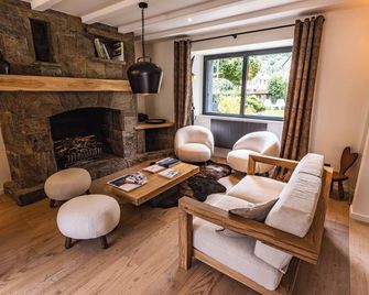 La Sainthilarienne, le Coeur de Village - Saint-Lary-Soulan - Phòng khách