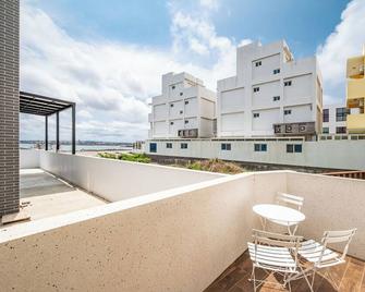 Penghu Storyteller - Magong - Balkon