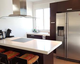 VILLA with private pool, 35 km from the beaches, mountain views, WIFI - Huércal-Overa - Kitchen