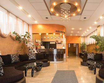 Inter Business Bucharest - Boekarest - Lobby