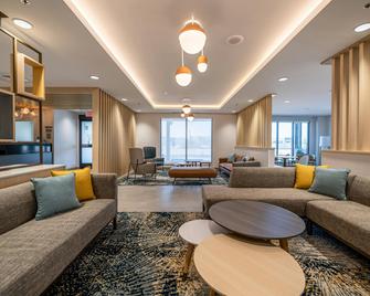 TownePlace Suites by Marriott Las Vegas North I-15 - Las Vegas - Living room