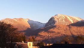 Chase The Wild Goose Hostel - Fort William - Outdoor view