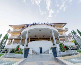 Hotel Aquila - Orte - Будівля