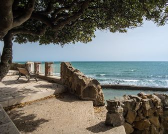 Villa Mg Hotel - Santa Marinella - Playa