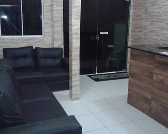 هوتل سيدادي فيردي إيكونوميكو - ترسينا - غرفة معيشة