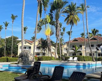 Welcome to our newly renovated and beautifully designed condo in Samana - Samaná - Alberca