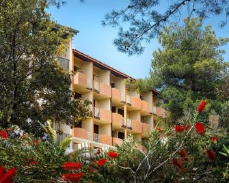 TN San Marino - Plaza/Veli Mel - Rab - Edificio