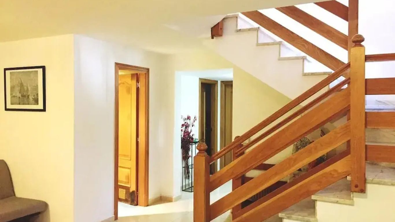 International Surf Camp Only Surf