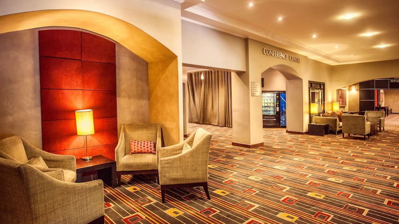 Garden Court Or Tambo International Airport