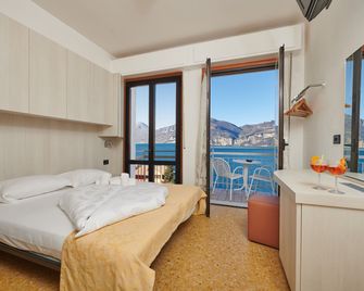 Hotel Eden - Brenzone - Makuuhuone