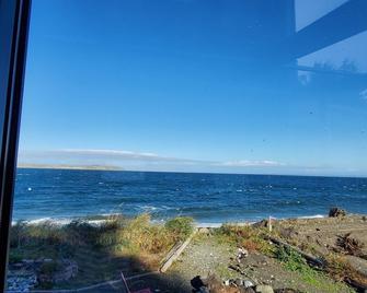 Beachfront Sunroom Facin Protection Is@ - Sequim - Beach