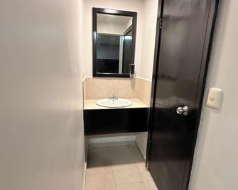 Hotel Villa Jardin - Heroica Matamoros - Pasillo