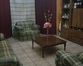 El Rincón del Viajero Huipana MX - Abasolo - Living room