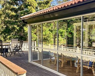 7 Person Holiday Home in Grisslehamn-by Traum - Grisslehamn - Patio