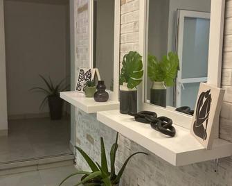 Ayari Bed & Breakfast - Guatemala-stad - Receptie