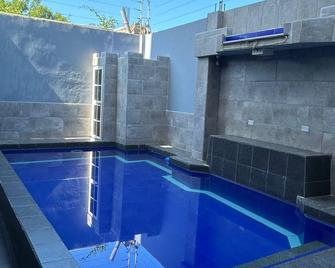 Hotel Ipanema Beach by Majestic - Salinas - Басейн