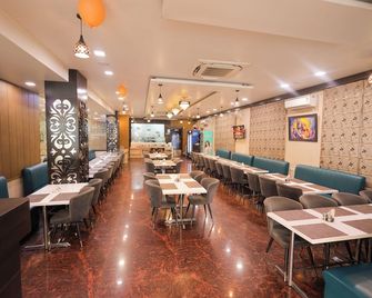 Hotel Krishnam Vrindavan - Mathura - Restaurante