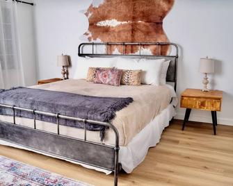 River's Edge - Barryville - Bedroom