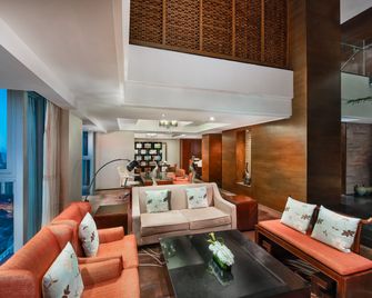 كراون بلازا بيكين سن بالاس باي آيتش جي - بكين - غرفة معيشة