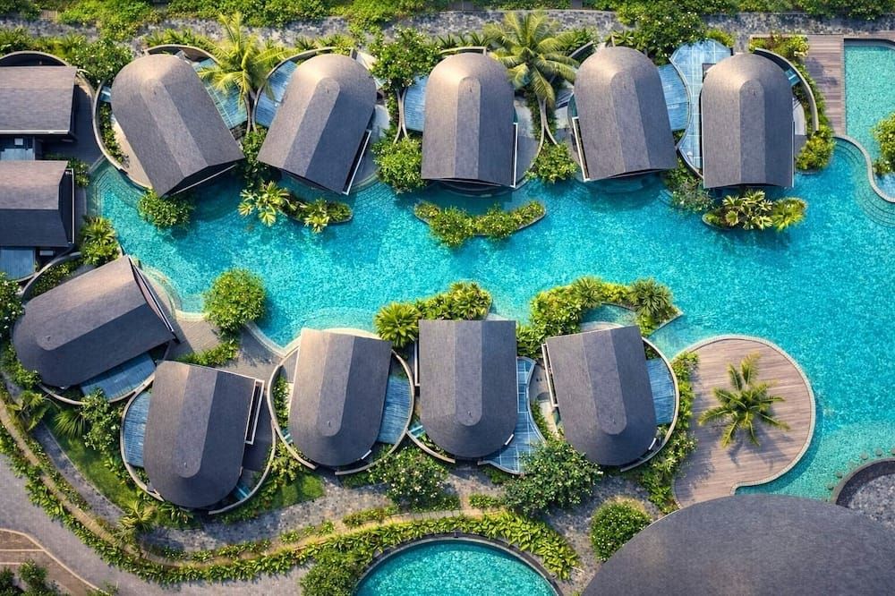 Quenzo Beach Resort - פדנגבאי - בריכה