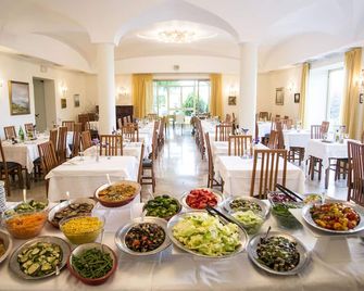 Hotel Internazionale - איסקיה - מסעדה