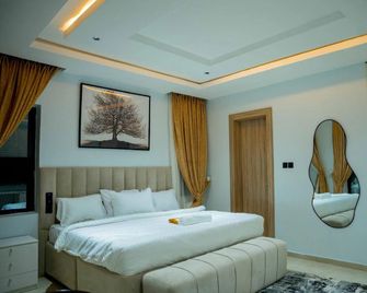 Nirvana City Hotel - Benin City