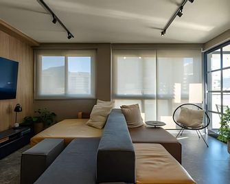 Apto Luxuoso Vista Cristo 1 Qto -Por Cas - Rio de Janeiro - Living room