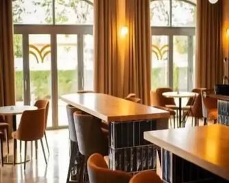 The Village Hotel Douglas - Cork - Restaurant