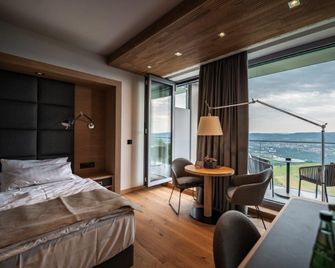 Kulmberghaus Resort - Unterwellenborn - Eetruimte