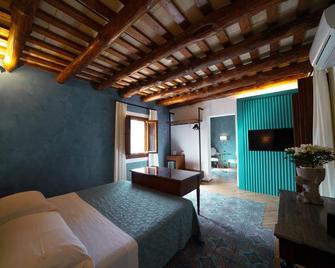 Hotel Carmine - Marsala - Bedroom