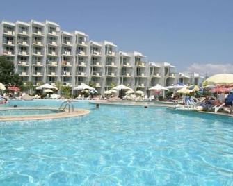 Hotel Laguna Garden - Albena - Pool