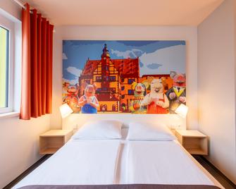 B&B Hotel Schweinfurt-City - Швайнфурт - Спальня