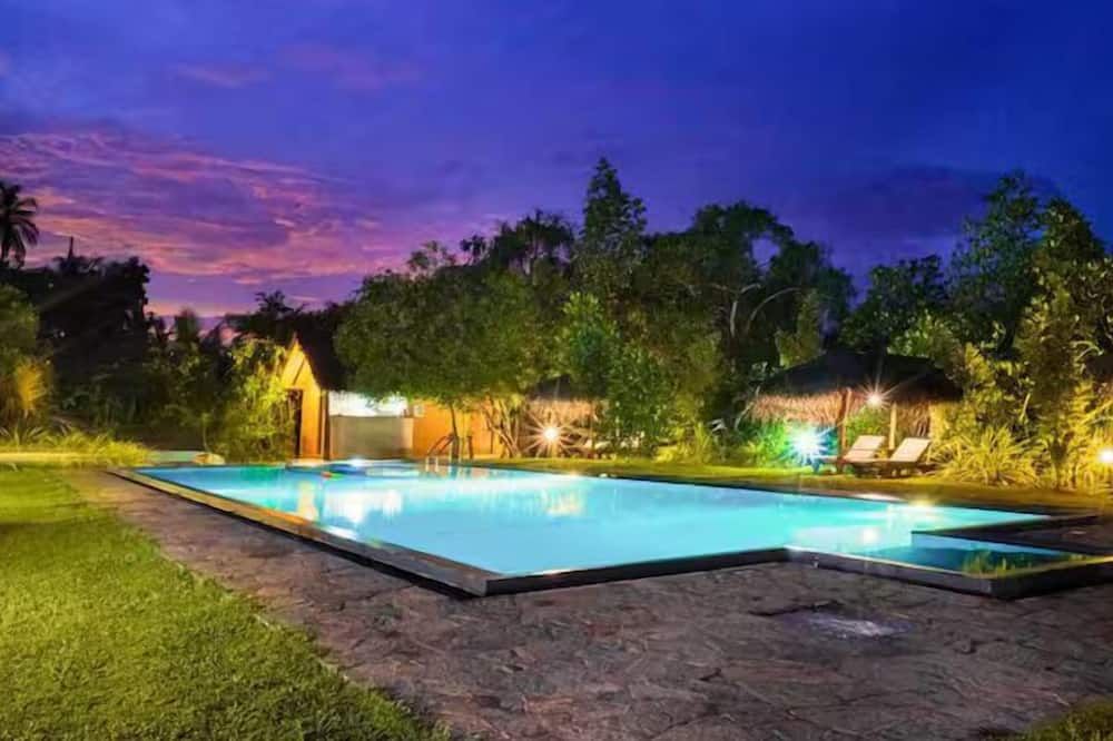 هابي مان فيليدج