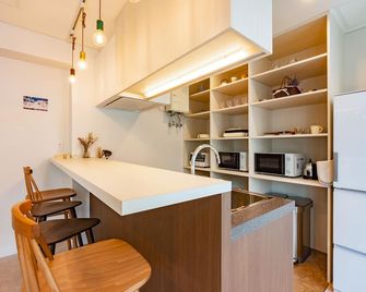 Plat Hostel Keikyu Sapporo Sky - סאפורו - מטבח