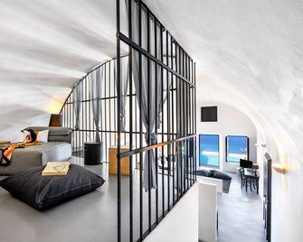 Grand Ambassador Santorini Hotel - Akrotiri