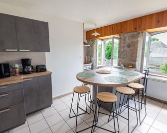 Gîte Violette d'Aubrac 3/5 personnes - Nasbinals - Comedor