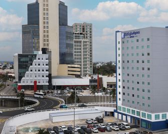 Holiday Inn Express Veracruz Boca Del Rio By IHG - Boca del Río - Toà nhà