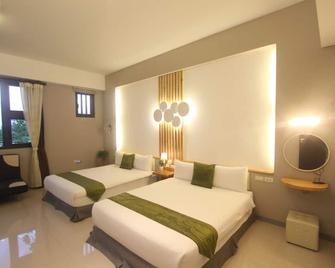 Love's World B&b - Ji'an Township - Bedroom