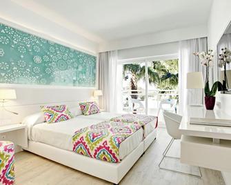 Grupotel Ibiza Beach Resort - Adults Only - Sant Joan de Labritja - Bedroom