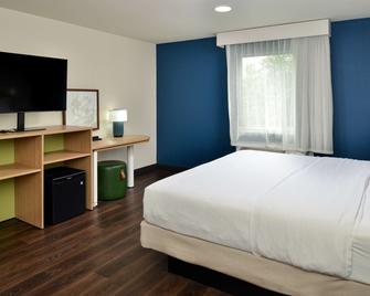 Spark by Hilton Dallas Market Center - Dallas - Bedroom