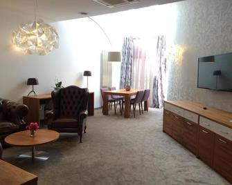 Wellness Hotel Löwe - Piešťany - Living room