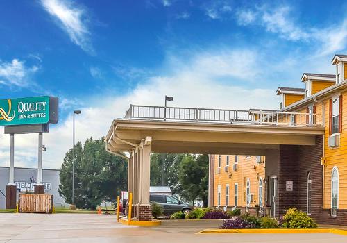 Quality Inn Suites Chesterfield Village Rm 298 R M 4 3 3 Best Springfield Hotel Deals Reviews Kayak