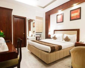 Hotel Maharaja Continental - New Delhi - 新德里 - 臥室