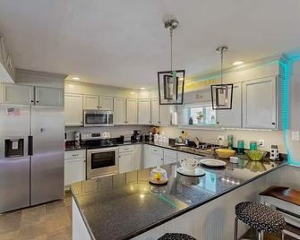 Pine Tree Trail Lodge - Pittsfield - Cocina