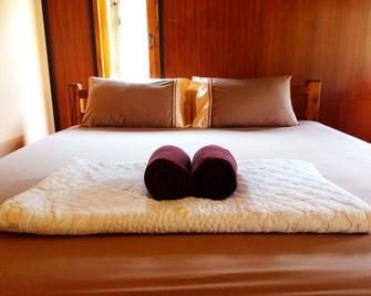Pai Nam Now - Pai - Bedroom