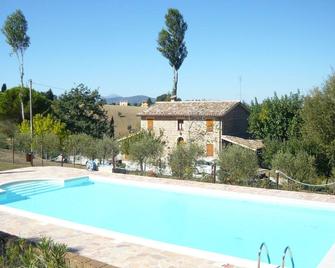Farm house 'Bacucco' - Montecarotto - Pool