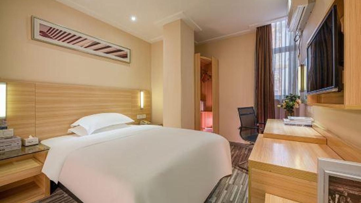 Convenient Hotel (Fangchenggang Shangsi Bus Station)