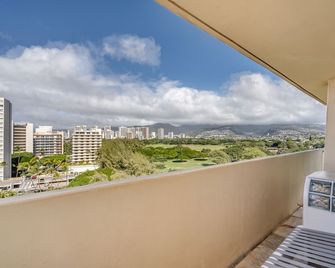 Gorgeous Diamond Head Penthouse Studio Stunning views, Private Balcony. - Honolulu - Balcony