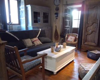 Cottage L'Ostal del Courredou - Vic-sur-Cère - Salon